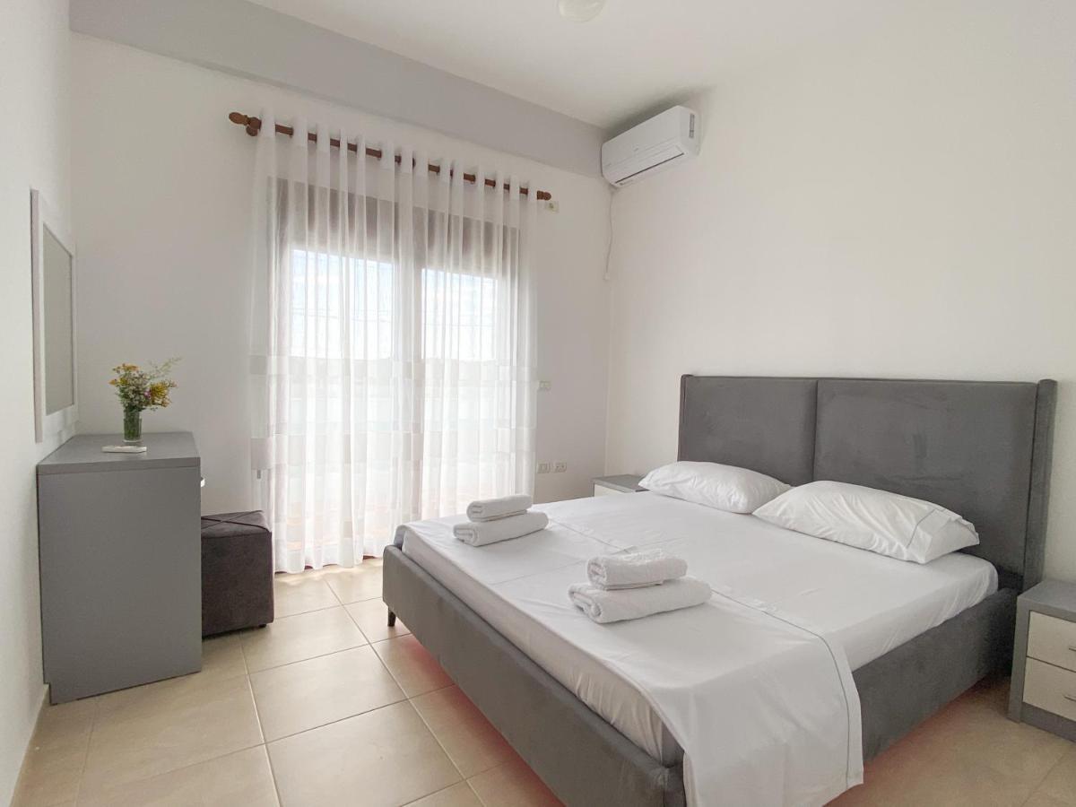 Family Apartments Himara Exterior foto
